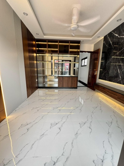 Bán Gấp Nhà phố Minh Khai, Hai Bà Trưng, DT 45m*6Tầng , MT 3.7m Thang Máy, Ô Tô, 6.9 tỉ 