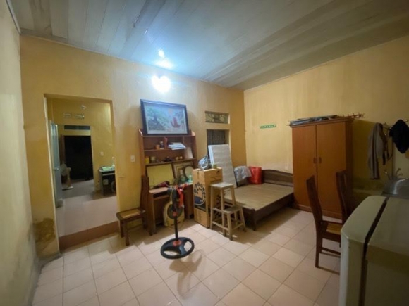 Bán nhà Lý Sơn,Phân Lô, Ngõ trước nhà rộng, 45m2, 5 tỷ
