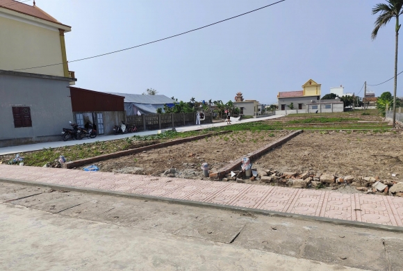 Lô Quất Lâm, Giao Thủy 106m2 mặt tiền 5m đất nền ven biển chỉ 1 tỷ 3