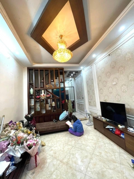 Bán nhanh nhà ngõ Linh Quang Đống Đa - DT 35m² - 5 tầng - Tầm tiền hiếm 6 Tỷ