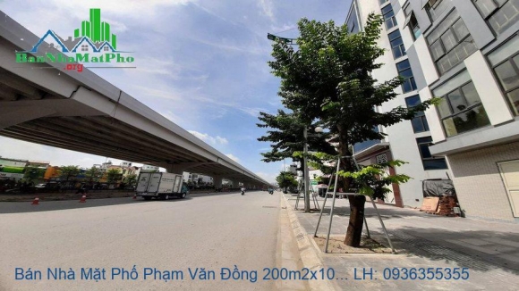 Cần Bán Nhà Mặt Phố Phạm Văn Đồng, Hà Nội, 202m2, 10 Tầng, Mặt Tiền 11m, Giá Đầu Tư